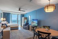 Yachtsman 704 Studio Oceanfront Stay Near SkyWheel - Chambres d'hôtes Myrtle Beach