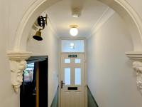 Queens Retreat, Stylish 3 Bed Home, Sleeps 6, ideal for Groups & Families, Parking x2, Prime location - Chambres d'hôtes Lincoln