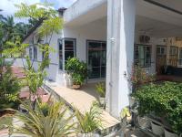Gurney Jaya 1 民宿 - Ferienwohnung Sitiawan