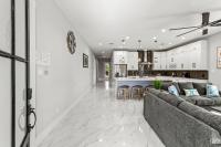 Stunning 4BR Home Near the Bay! - Ferienwohnung Seabrook