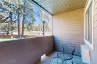 Ultimate relaxation awaits at this Lakeland Village deluxe studio - Bed and Breakfast South Lake Tahoe