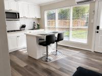 Houston Private Studio Kitchen & WiFi Near IAH Airport - B&B Houston
