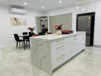 Cozy Getaway Luxe Retreat Home - 10 minutes to Perth CBD & Airport - B&B Perth