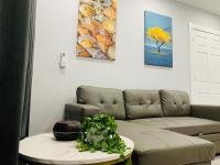 Luxury Oasis Near JFK and UBS Arena - Bed and Breakfast Elmont