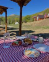 Strofka - B&B Maliq