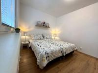 Apartmán Harmony - 3 Rooms Near Tram stop to City Center - Chambres d'hôtes Bratislava