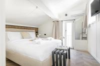 Easylife - Como - Duomo 17 P3 - Lago di Como - Chambres d'hôtes Côme