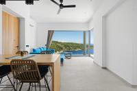Villa Pano - An Intimate Paradise Just Steps from the Beach - Bed and Breakfast Sývota
