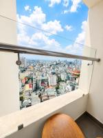 Lafayette 2BR City View - Terra Royal Apartment near Pink Church - B&B Ciudad Ho Chi Minh