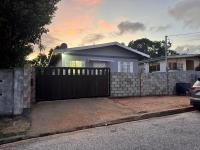 3-Bedroom Home Access to EMR & Priority Bus Route - B&B Arima