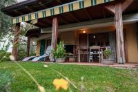 CASA FIORE Lago e Vigneti - B&B Calmasino