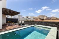 Home2Book Exclusive Villa Volcán Art & Light - B&B Yaiza
