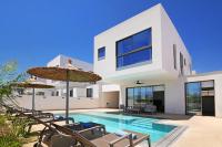 Princess Nefeli Luxury Villa - Large Pool - B&B Paralímni