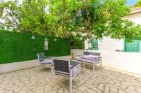 Salt & stone 1-BR Apartment In Batroun - Bed and Breakfast Batroûn