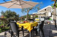 Sweet Rose Studio Apartment with Garden - Bed and Breakfast Massa Lubrense