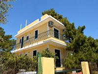 Artemida Olive Gem - Sunny Balcony Views & Parking - B&B Artémida