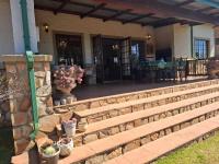Charming 2-Bedroom Retreat in Dullstroom with Garden Views - B&B Dullstroom