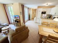 Appartamento con 2 Camere da Letto e Balcone