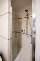 Chambre Double ou Lits Jumeaux avec Salle de Bains Privative