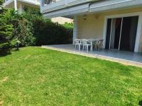 Apartment with private garden - Chalandri, Athens - B&B Atene
