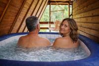 DOM LAS - natura, relaks, jacuzzi. - Bed and Breakfast Mianów
