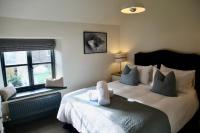 Cosy Cotswold Cottage with Fireplace and Courtyard - B&B Chipping Norton
