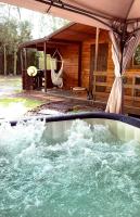 DOM LAS 2-natura, relaks, jacuzzi, akwen Jeziorsko - Chambres d'hôtes Kolonia Strachocice