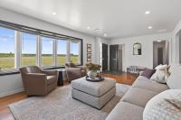 Cozy Farmland Retreat Minutes to Sight & Sound - B&B Ronks