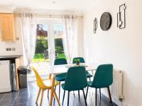 The Hardy Ashford - Free Parking 2x - Chambres d'hôtes Willesborough
