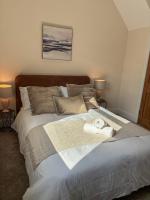 Central Horsforth Stone Cottage - 10 mins from LBA - Chambres d'hôtes Horsforth