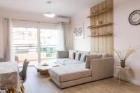 Seafront one bedroom apartment! Free Parking &Wifi - B&B Sarandë