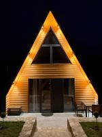 A-frame Cabin with Private Pool in Nature - B&B Makedonska Kamenica