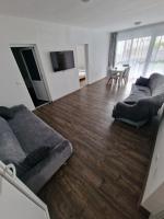 Holiday Apartment near Lake Constance - B&B Neuhausen ob Eck