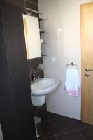 Appartement met 2 Slaapkamers, Balkon en Uitzicht op Zee 