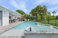 Luxury Golf-Front Retreat 3BR3BA HTD Pool, Jacuzzi, GOLF AVAILABLE - Ferienwohnung Naples (Florida)