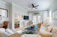 Dream escape with beach access pool bikes screened patio - B&B Santa Rosa Beach