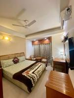 ZenRoofs - 05 Studio Flat - B&B Vrindāvan