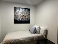 Perfect Location - Comfy Suite - Bed and Breakfast Toronto