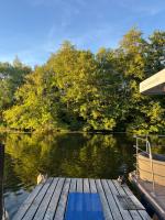 Econ Marine - Hausboote Boote Eventlocation in Hamburg - B&B Amburgo