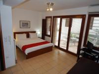 Estudio con terraza