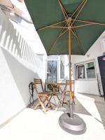 Lisbon over the river - B&B Almada