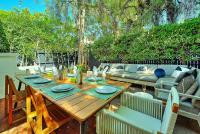 Heavenly Retreat 2 Minutes Walk To Beach! - B&B Los Ángeles
