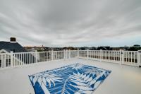 1/2 Mi to Wildwood Boardwalk! Gem w/ Rooftop Deck - Bed and Breakfast Wildwood