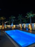 Luxury Pool Villa Paskuqan - Lakeside - Chambres d'hôtes Tirana