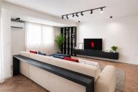 Appartamento Premium con 3 Camere da Letto e Balcone