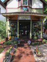 Downtown B&B with Jacuzzi - B&B Glenwood Springs