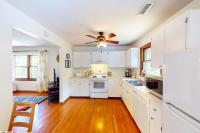 Guest House at Firefly Ridge - Bed and Breakfast Leicester