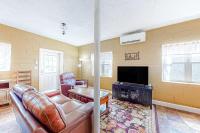 Cozy Mountain Hideaway - Bed and Breakfast Waynesville