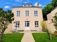 Gîte restauré 6 pers. au bord de la rivière, proche centre, parking et wifi - FR-1-410-380 - Ferienwohnung Sablé-sur-Sarthe