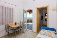 Appartamento con 1 Camera da Letto, Terrazza e Vista Mare